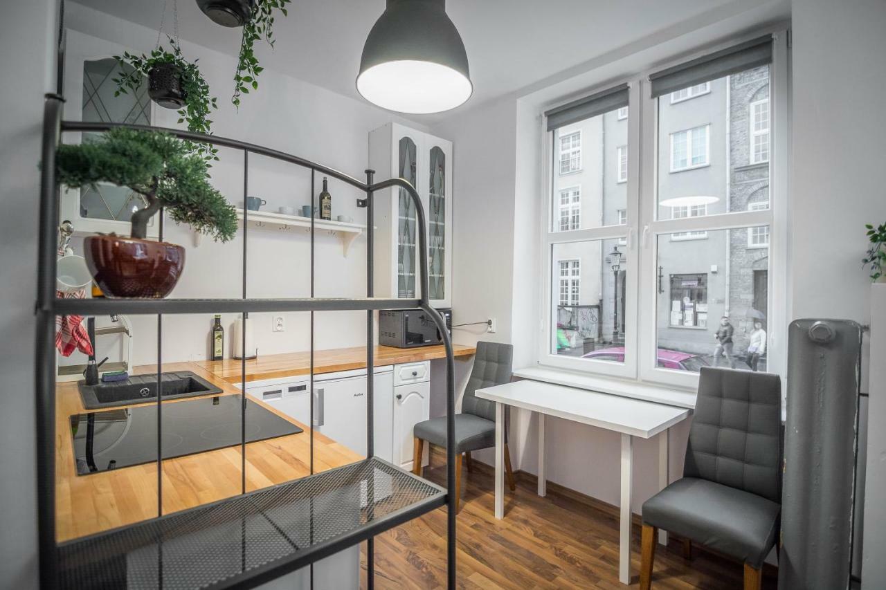 Piano Old Town Ogarna Apartment Gdansk Bagian luar foto